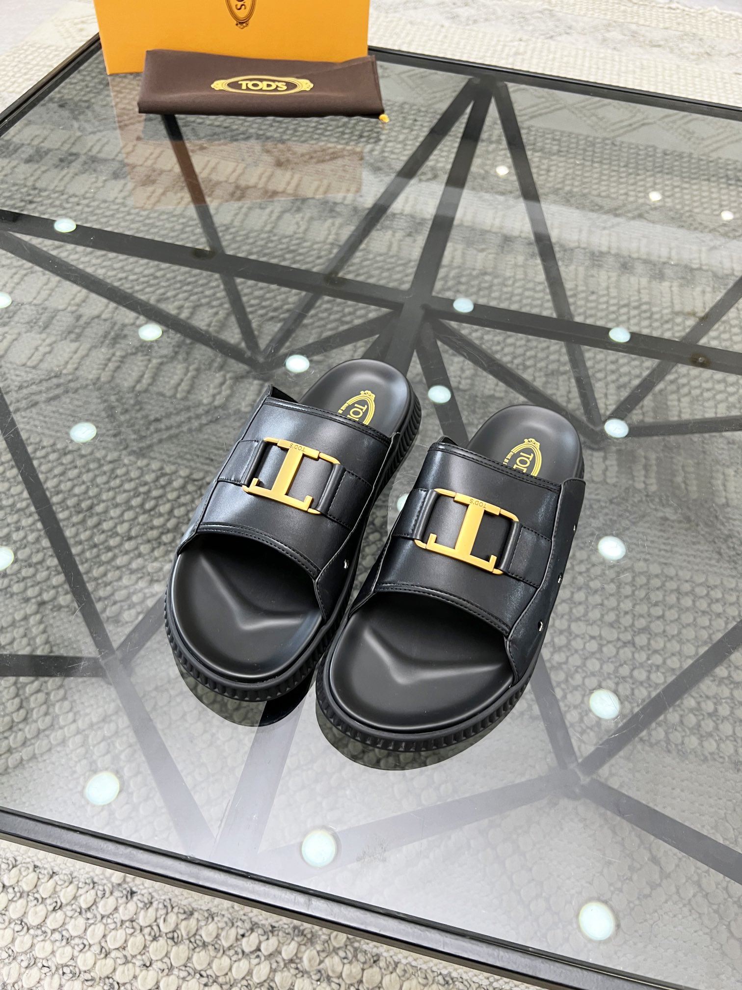 Tods Sandals